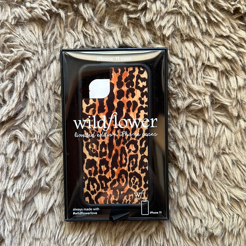 Leopard 🐆 Wildflower Case